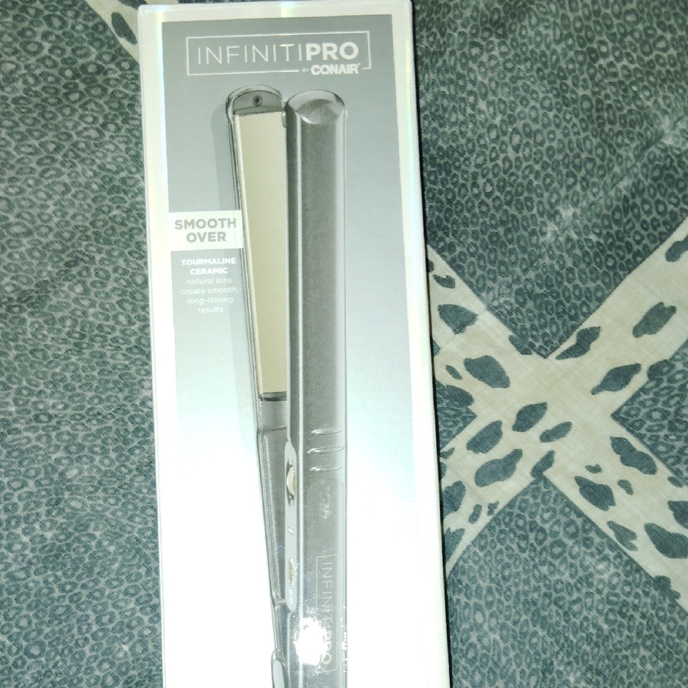 Silver Hair Straightener